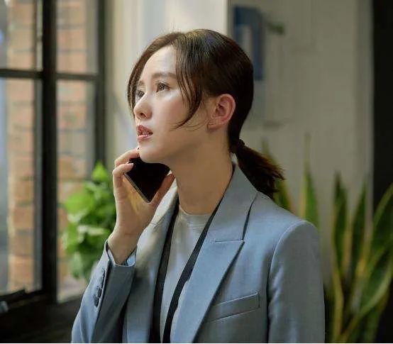 刘诗诗|屠天涯，炸贴吧，热搜全让路，也就85花互撕能做到了