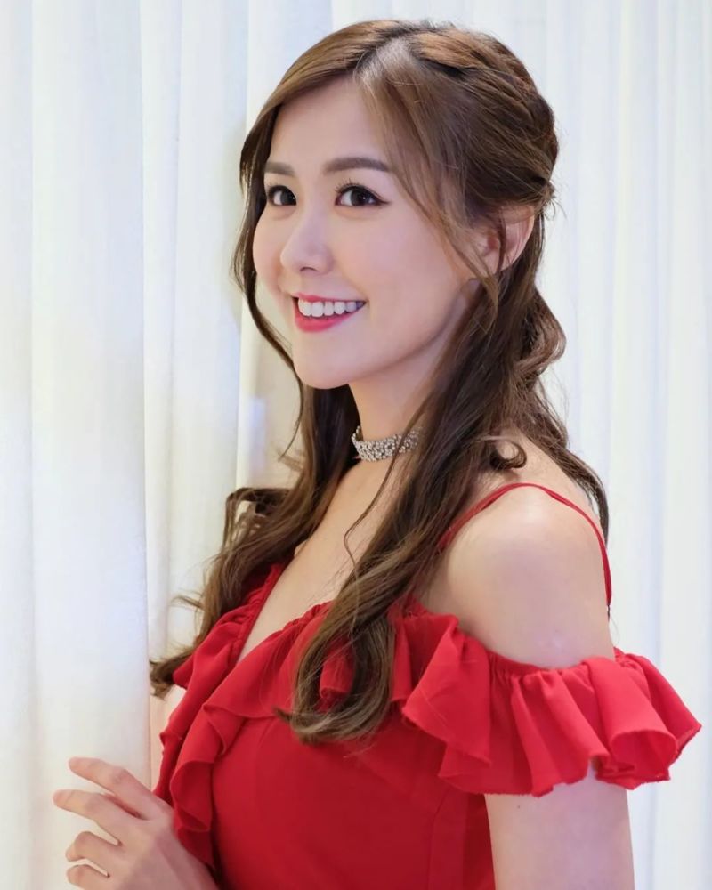 香港小姐|2013年港姐季军妈妈竟参加过85年港姐决赛，当年妈妈芳龄21岁