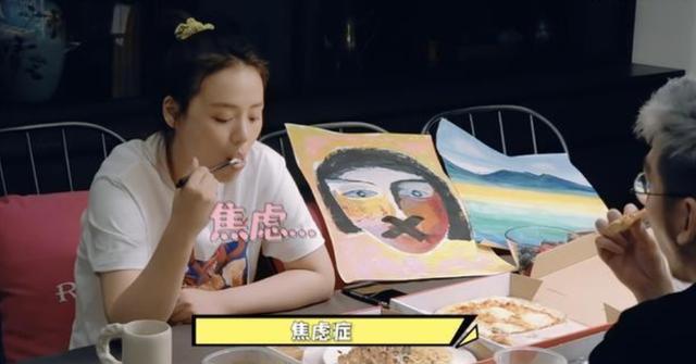 马思纯|马思纯和妈妈现身观众席，一个镜头就让观众直呼：这不是贾玲吗？