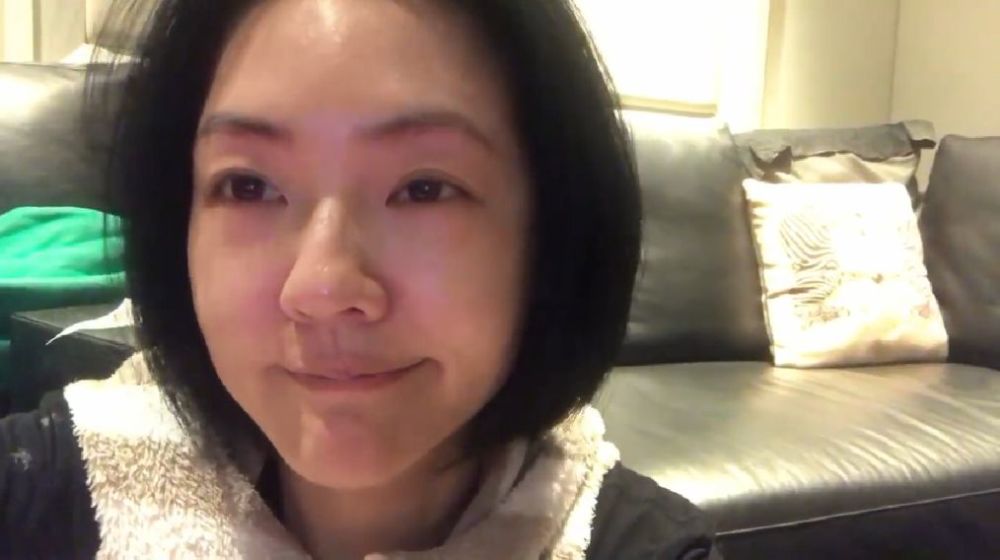 大s|这对姐妹花现状差距大，姐姐相夫教子没事业心，42岁妹妹活成少女
