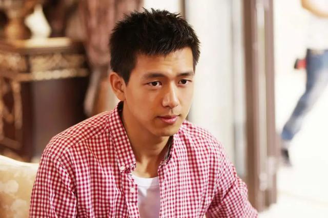 李现|李现“失宠”了？网友说他昙花一现，他却在自我沉淀