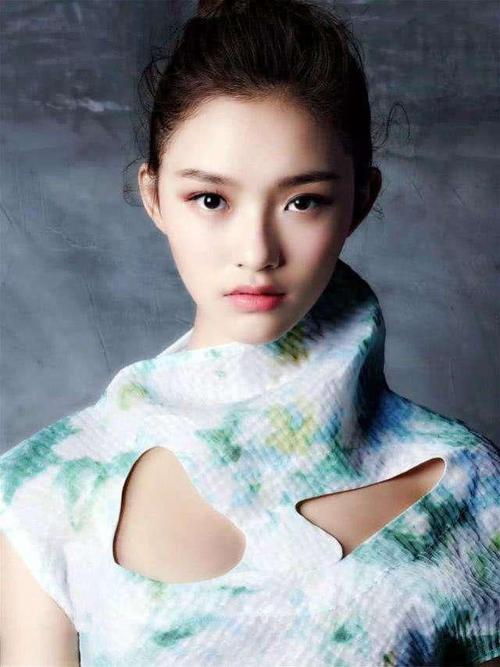 冷军|冷军画美人鱼林允，像极了真人，为何没人买？网友：看看价格再说