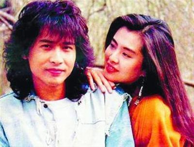 王祖贤|偶遇53岁王祖贤与神秘男士逛街，打扮朴素似乎发福不少