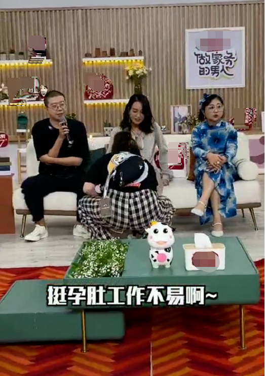 朱丹|朱丹挺孕肚录综艺，首次公开怀二胎原因：因为家庭生活经营得好