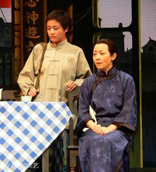 宋丹丹|25岁的宋丹丹绝美！她没拿过影后，实则在另一个圈子红得发紫