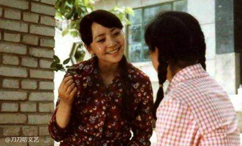 宋丹丹|25岁的宋丹丹绝美！她没拿过影后，实则在另一个圈子红得发紫