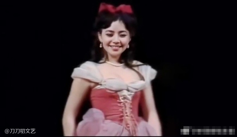 宋丹丹|25岁的宋丹丹绝美！她没拿过影后，实则在另一个圈子红得发紫