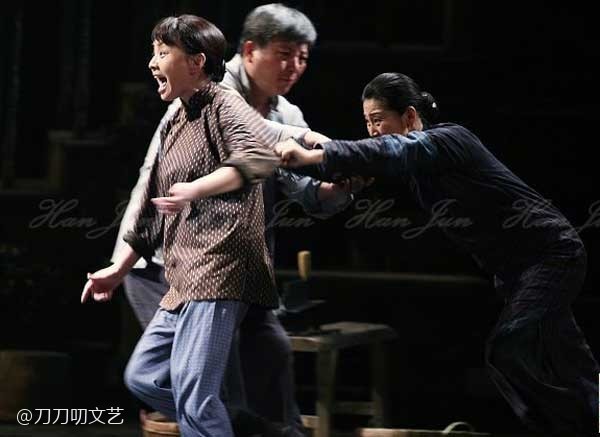 宋丹丹|25岁的宋丹丹绝美！她没拿过影后，实则在另一个圈子红得发紫