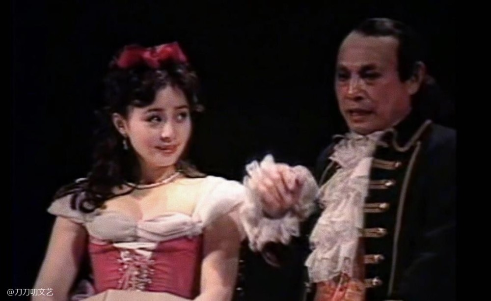 宋丹丹|25岁的宋丹丹绝美！她没拿过影后，实则在另一个圈子红得发紫