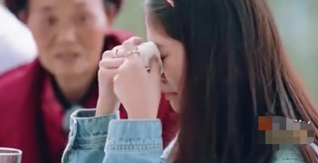 周安琴|知名歌手妻子自曝凄惨身世，从小被遗弃，和无血缘的奶奶相依为命