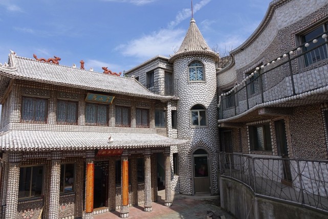 青岛灵山岛贝壳楼成游客打卡地