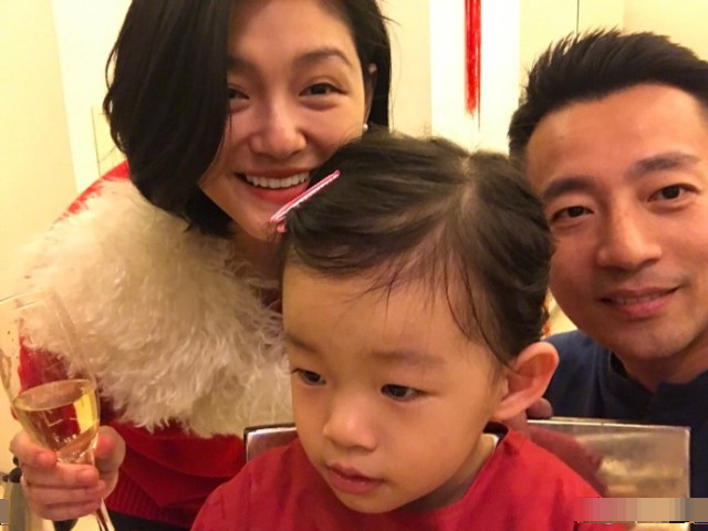 汪小菲|汪小菲整夜不睡思家，出差2个月心悸流汗瘦了十斤，从未离家5天
