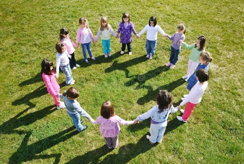 20个幼儿户外徒手游戏,转给幼师!