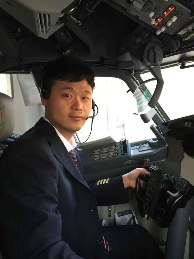 山航机长余镇威:专业和专注是最大的"颜值"|余镇威|山东航空|新冠肺炎