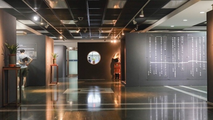 鲁迅为何说标点只能让汪原放出版只能由亚东图书馆