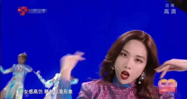 无价之姐|姐姐团再跳《无价之姐》，孟佳王霏霏姐妹合体，白冰金莎气场大开