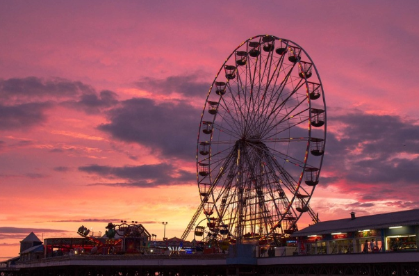 心理学测试:假如有4个摩天轮,你想坐哪个?测你幸福的最大阻碍?