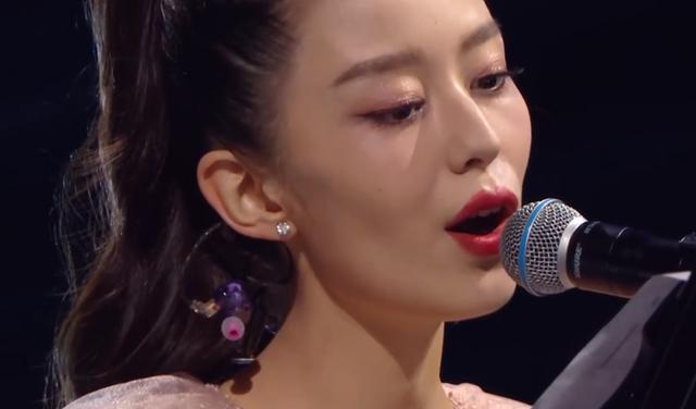 金莎|晚会收视还能这么低？江苏99晚会一团糟，金莎尬跳没眼看