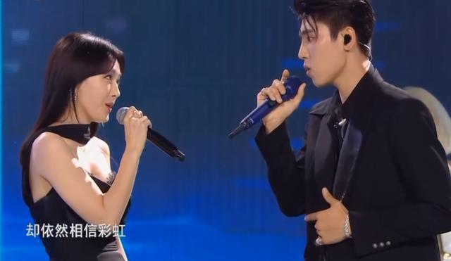 金莎|晚会收视还能这么低？江苏99晚会一团糟，金莎尬跳没眼看