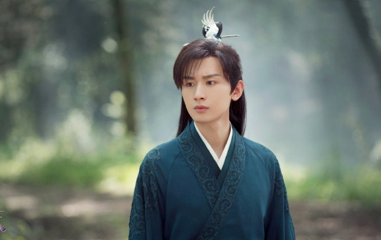 朱一龙|热剧演员最新“战况”：朱一龙稳坐第1，成毅第2，王一博仅排第十