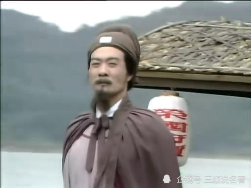 贾政|贾母的丈夫临终时，皇上为啥赏了贾政一个官？此人说出心酸往事