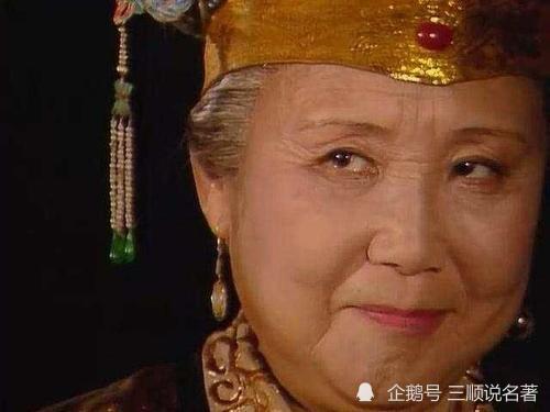贾政|贾母的丈夫临终时，皇上为啥赏了贾政一个官？此人说出心酸往事