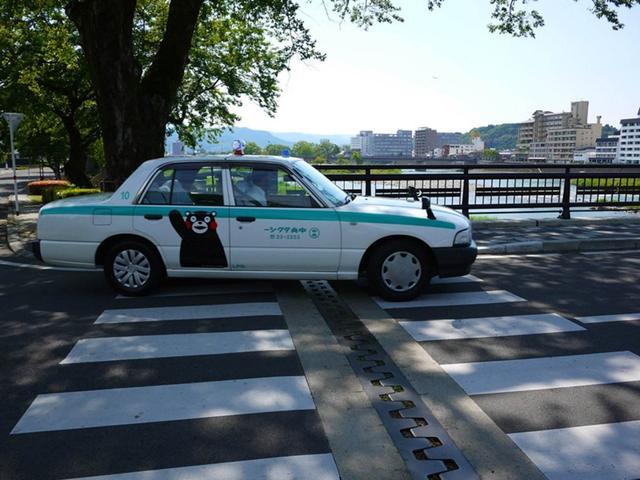 出租車,像在熊本縣會有熊本熊的主題車,車身和內飾都能看到熊本熊的