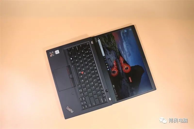 碳纖維材質更輕盈耐用!thinkpad t14s 評測:銳龍7 pro加持性能無憂