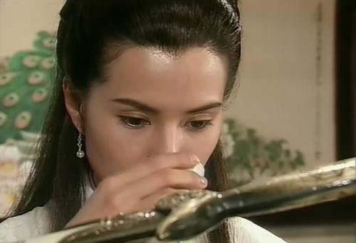 小龙女|神雕中，为何说张三丰是小龙女与尹志平的孩子？小龙女的反应暴露了真相