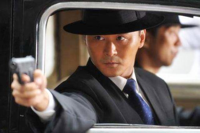 于是,王亚樵决定从爱国的朝鲜侨民中,寻找合适人选.