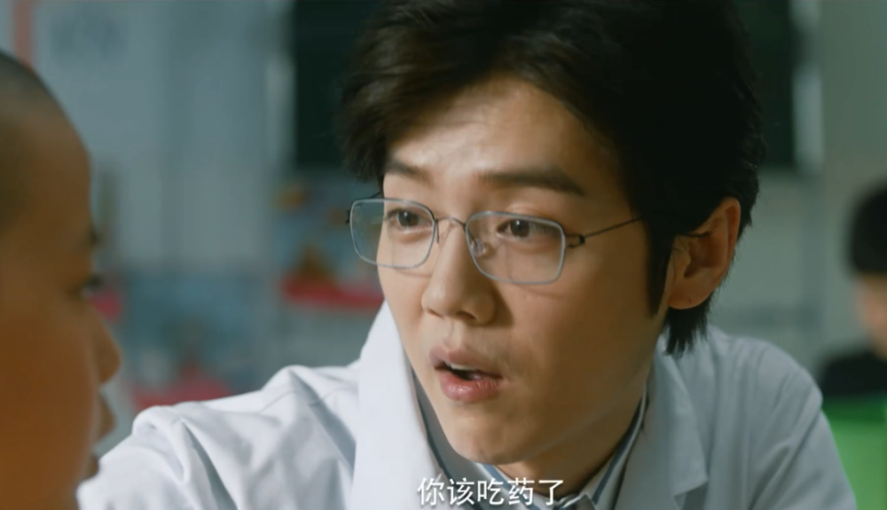 王千源|王千源直言与鹿晗合作感受，称对方没演过戏，更加担心自己