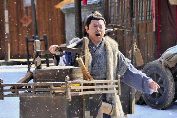 武大郎|武大郎为何会戴上三寸丁谷皮的“桂冠”？原因很现实