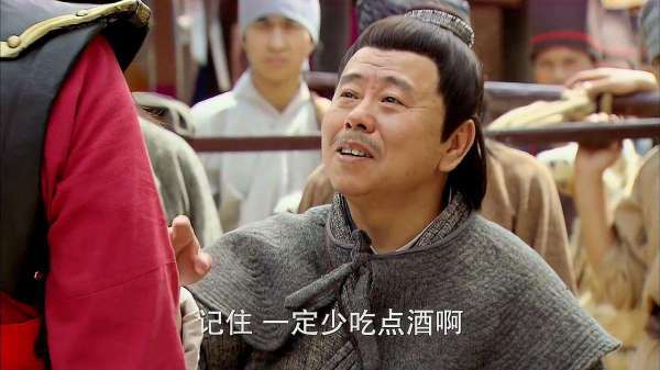 武大郎|武大郎为何会戴上三寸丁谷皮的“桂冠”？原因很现实