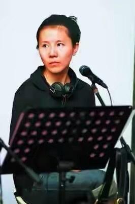 王菲|王菲直播邀窦唯妹妹作陪，婚姻结束二十年，与小姑子处成亲密无间