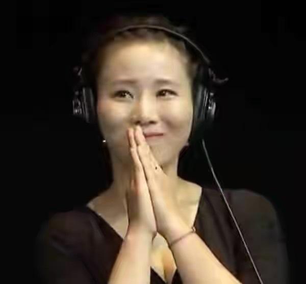 王菲|王菲直播邀窦唯妹妹作陪，婚姻结束二十年，与小姑子处成亲密无间