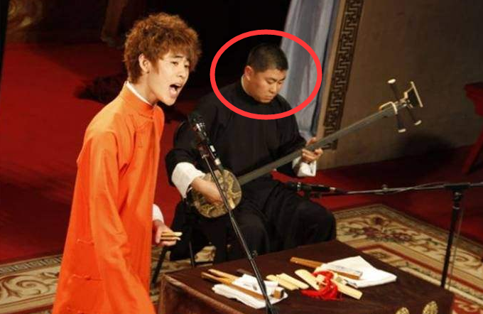 郭德纲|他曾被郭德纲怒指欺师灭祖，今重提《画扇面》翻车往事引热议！