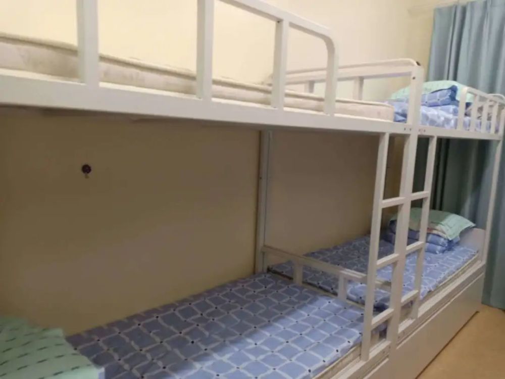 想了解人大附十一师达等学校先来波宿舍实景图探索一番