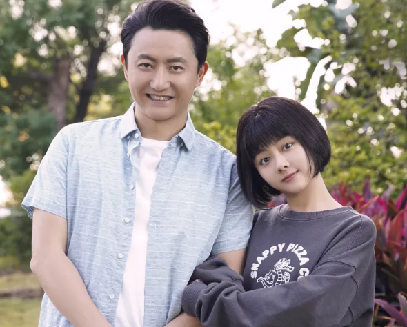 保养有多重要?同是45岁男演员,一个演谭松韵爸爸,一个和她组cp