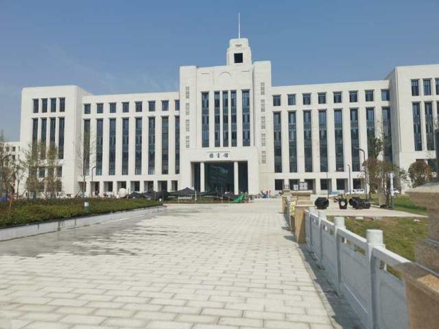 地质勘探学院;1958年更名为成都地质学院;1993年更名为成都理工学院