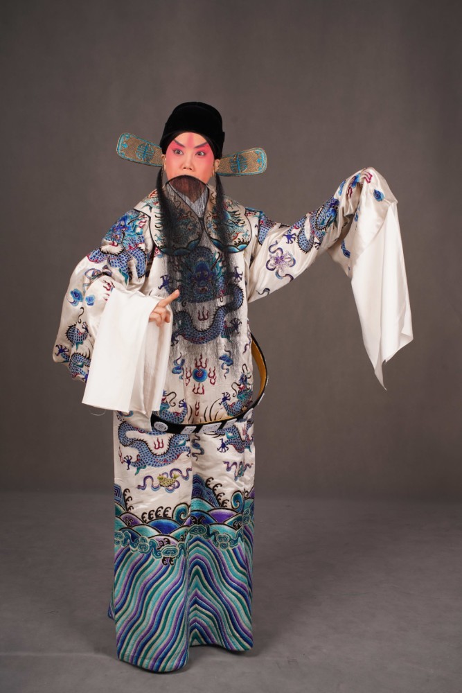 京城梨园倜傥坤生一百年