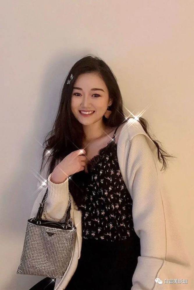 袁九儿|700亿赌王千金不敢和她抢C位，这南京富二代到底多牛？