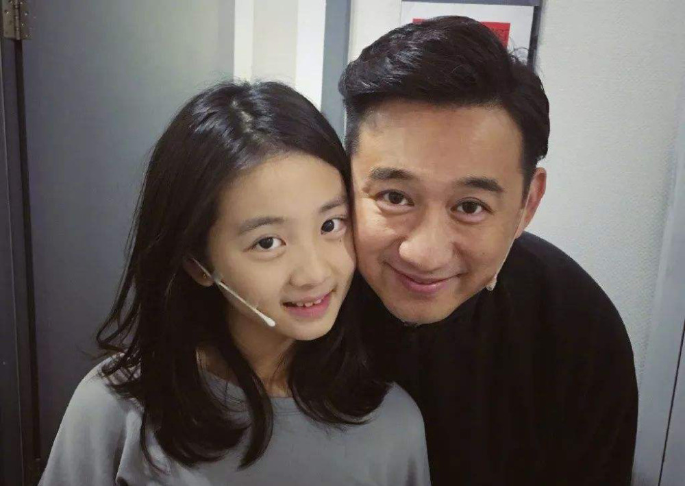 孙俪|孙俪又被女儿感动！原来在爱里长大的孩子，比我们想的更暖心