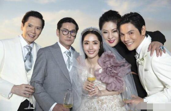 戴安娜·里格|娱乐早报丨向佐晒与郭碧婷合照庆结婚周年乔欣发文告别《在劫难逃》