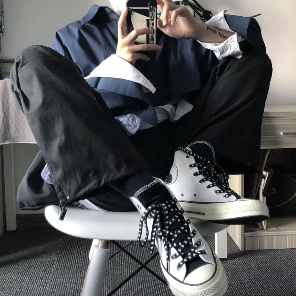 男生头像把快乐画成重点反复背诵