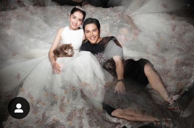 郭碧婷|向佐赴台陪郭碧婷待产后，又晒两人合照撒糖，小两口超恩爱