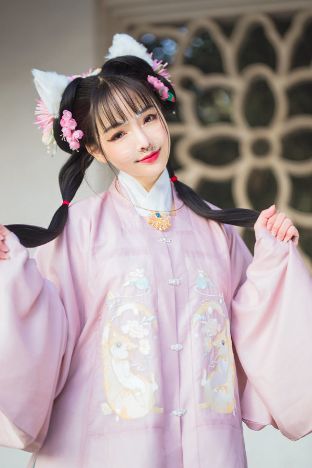 当汉服遇上猫耳朵无敌可爱网友我家的猫咪成精了