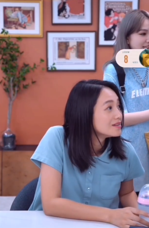 朱丹|朱丹挺孕肚晒时空对比照，三年美貌不变，怀二胎被全家宠成女王超幸福