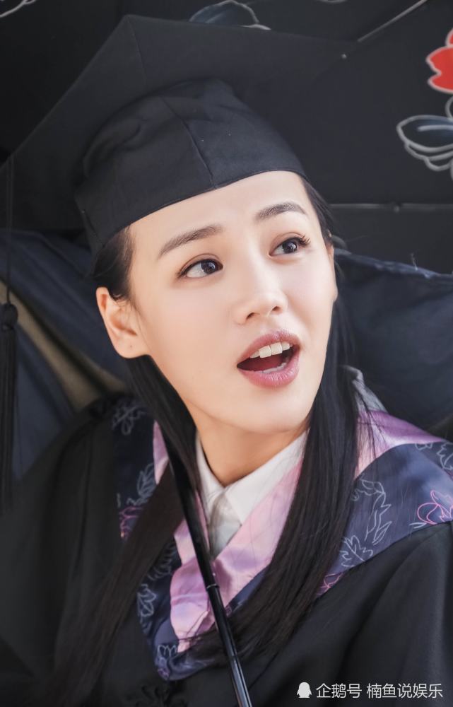 少女时期|当女星回到少女时期，钟丽缇好清纯，看到郭碧婷感叹：神仙颜值