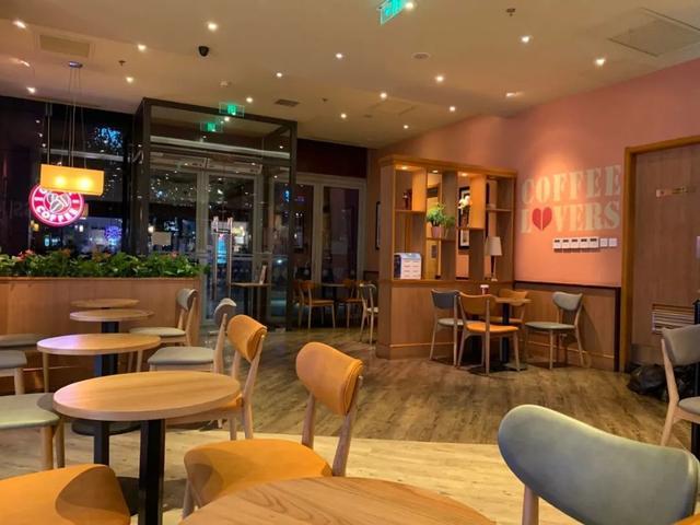 costa|咖啡新势力争抢赛道，COSTA却为何频频关店