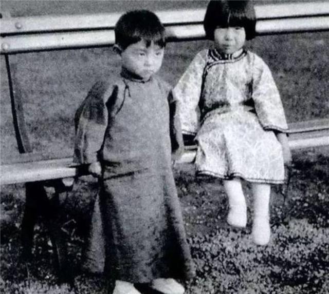 张爱玲|张爱玲为何把270万遗产给朋友，却不分给亲弟一分钱？